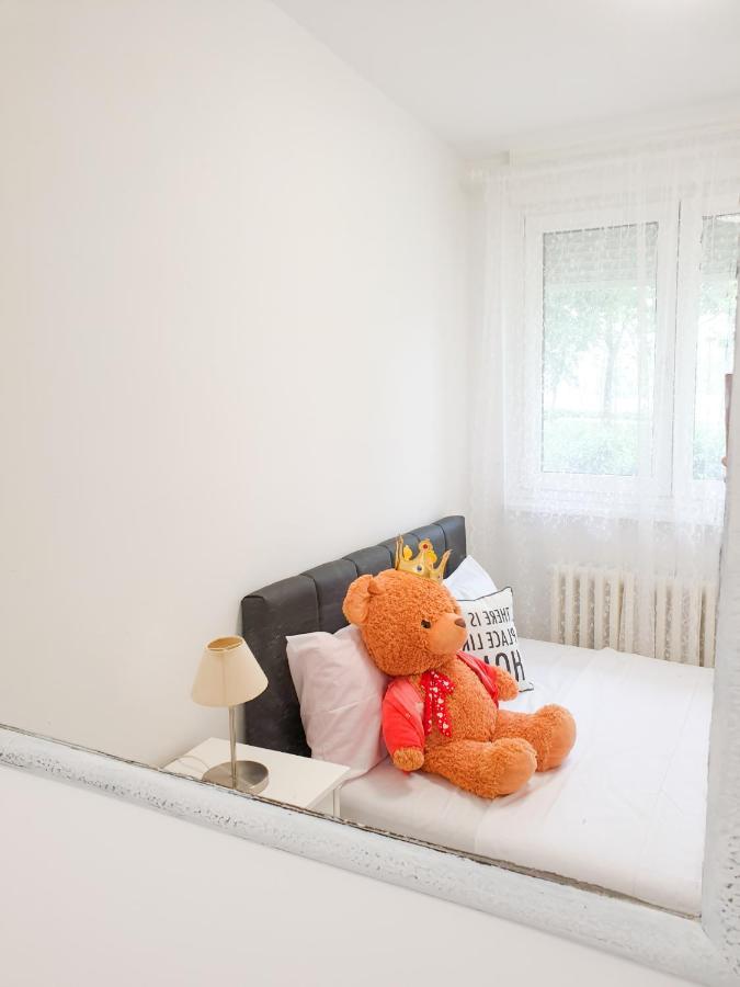 Apartment Iskra Belgrade Luaran gambar