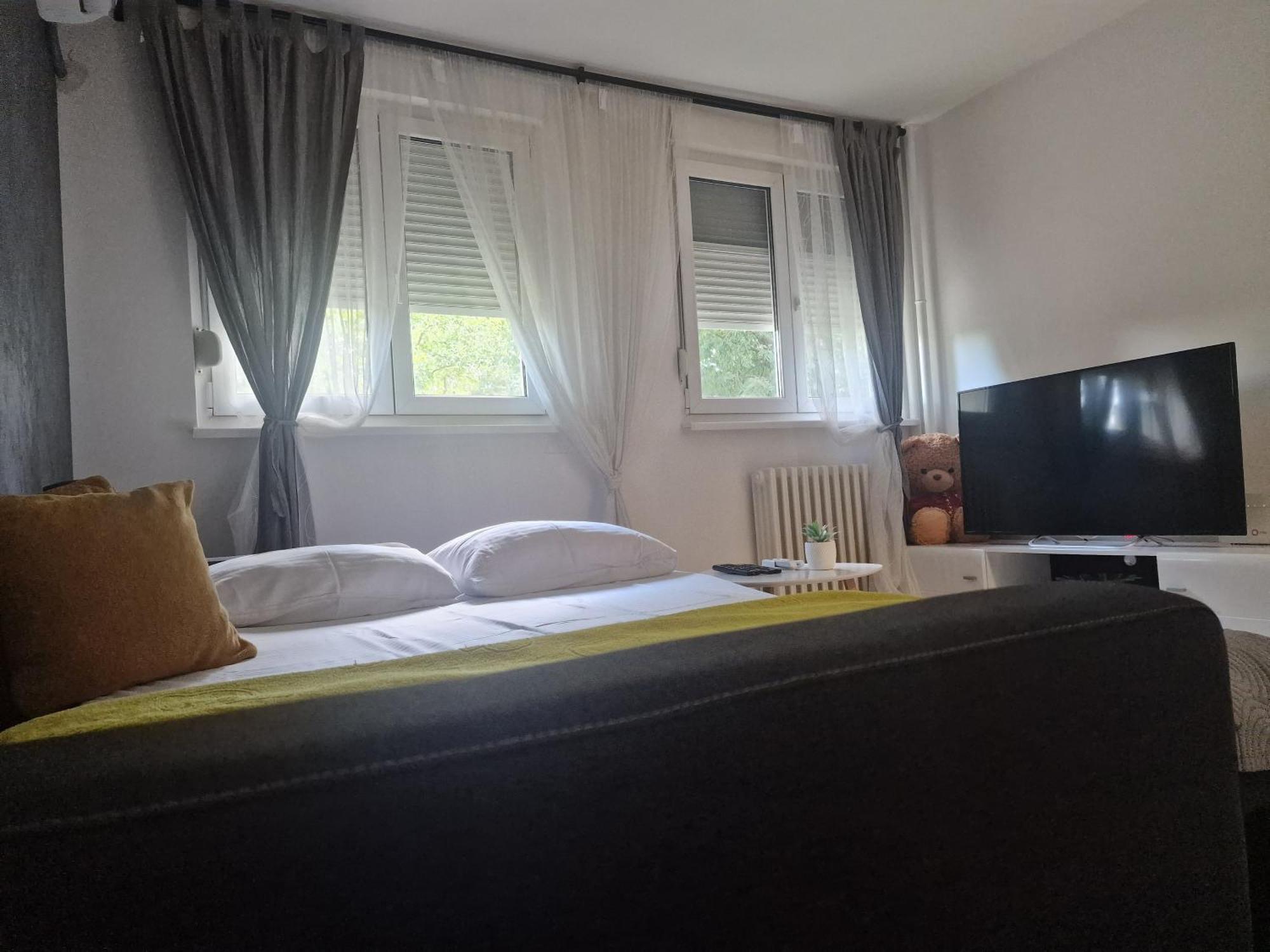 Apartment Iskra Belgrade Luaran gambar